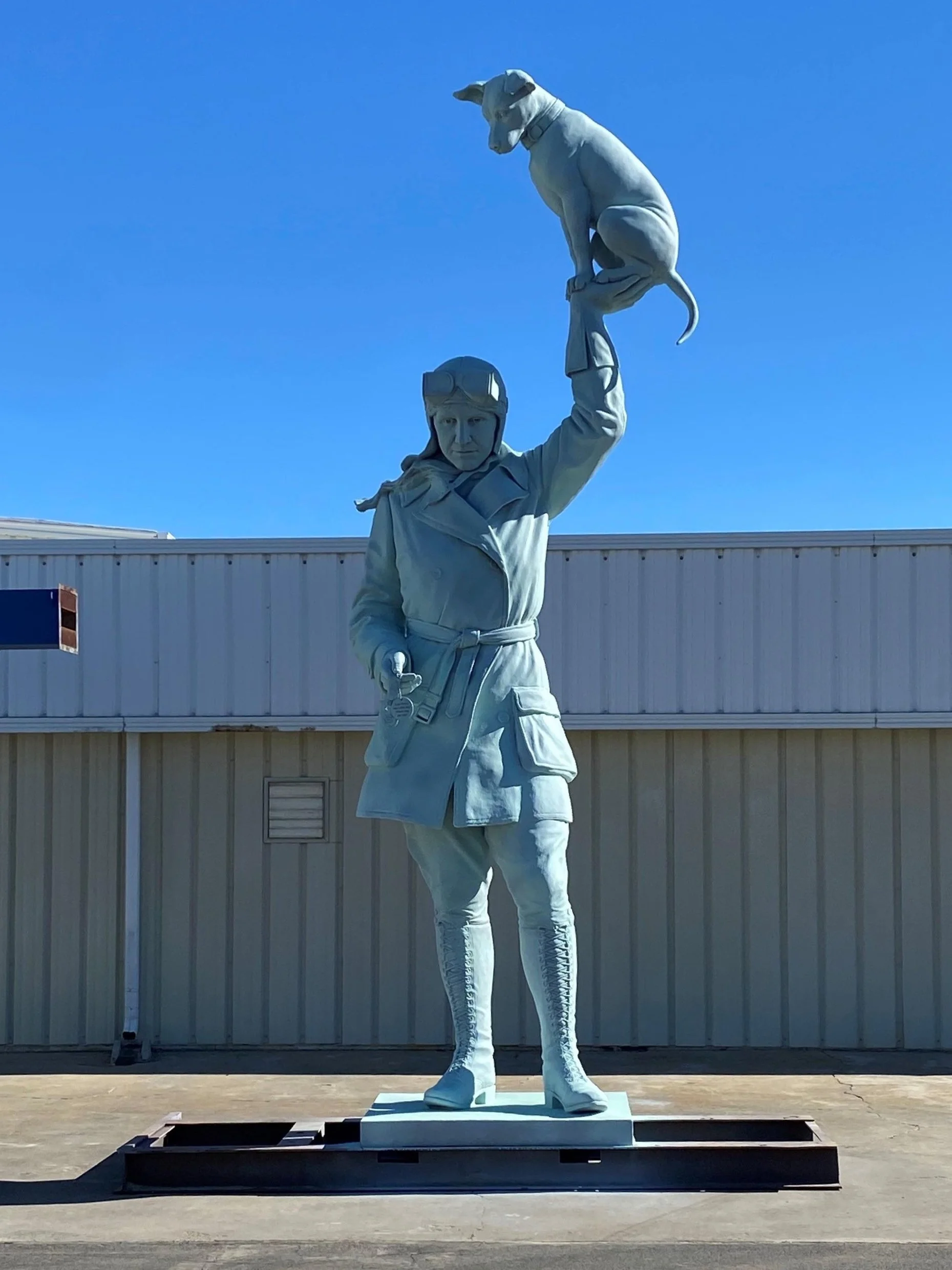 Bessie & Roxey — PUBLIC ART SERVICES
